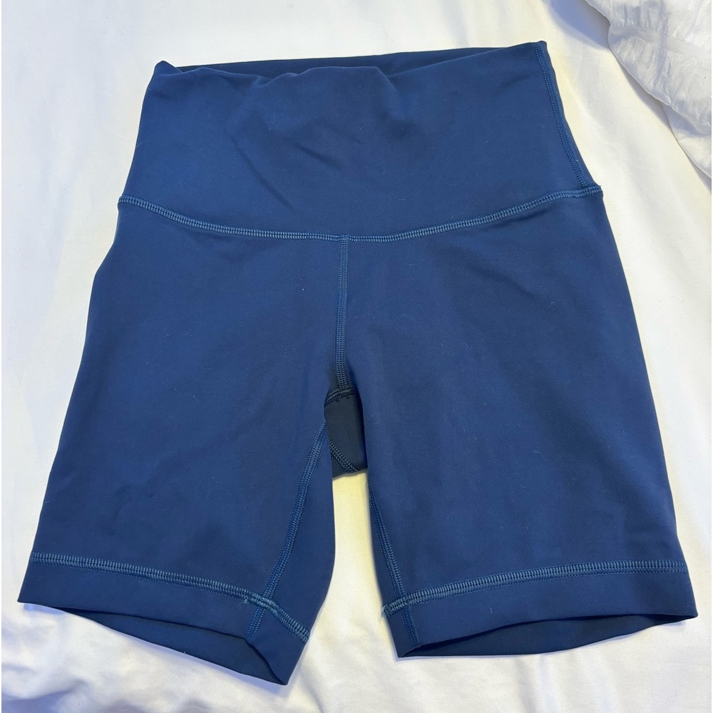 Lululemon biker shorts.